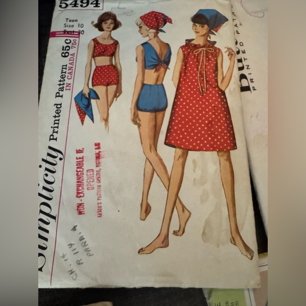 Vintage McCall's and Simplicity Sewing Patterns - Picture 9 of 9